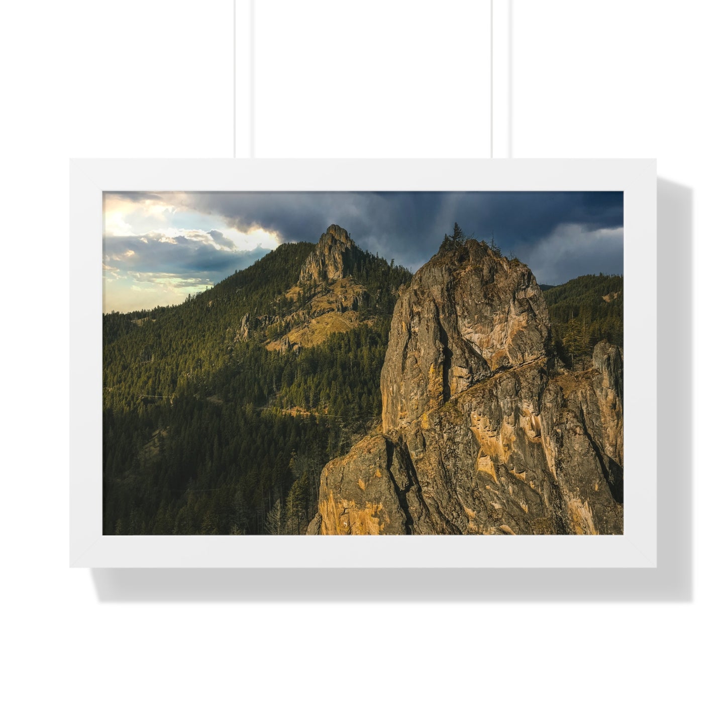 Oregon - Eagle Rock - Framed Horizontal Poster