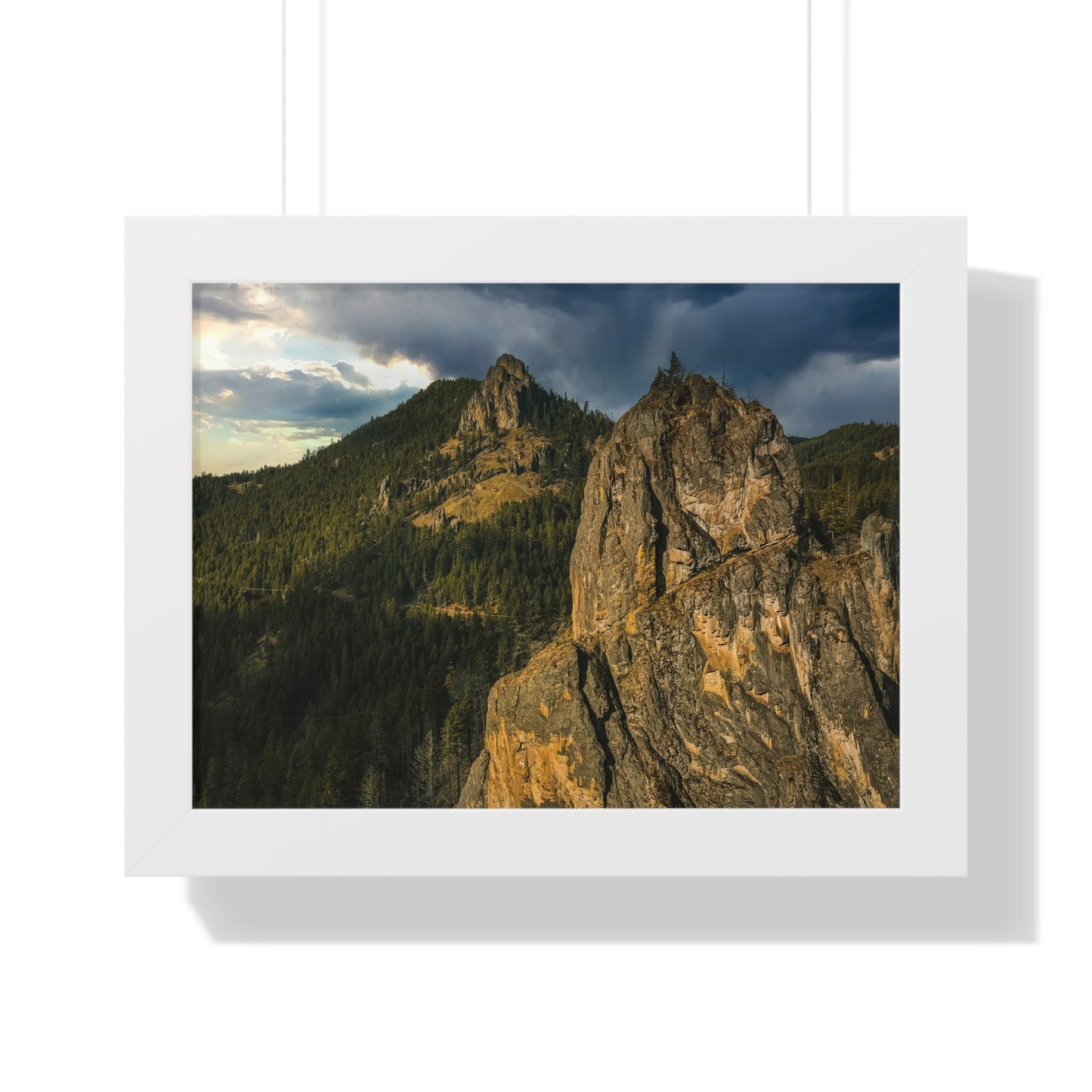Oregon - Eagle Rock - Framed Horizontal Poster